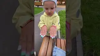 Мила была на маникюре 💅😂 #двойняшкиалиевы #двойняшки