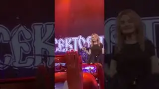 Вечером на лавочке «Чёрный вторник»