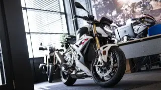 BMW S 1000 R M Motorsport 2021 | Motorplaza