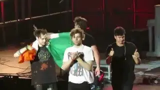 5 Seconds of Summer - End of the Show (Dublin // April 26th, 2016)