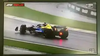 Franco Colapinto aquaplaning in Q1 | 2024 Brazil GP