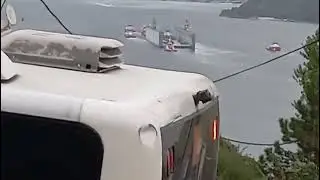 römorkörler büyük bir kıza çekti