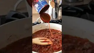 You’ll be shocked at how simple and delicious this budget friendly meat sauce is! #recipe #bolognese