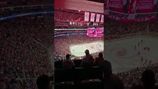 Crowd chants "Ref you suck!" after uncalled high stick breaks cheekbone of Andrew Copp 😵 #redwings