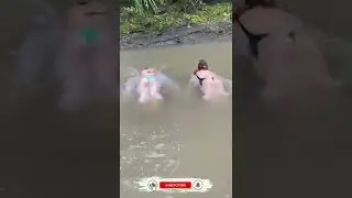 VIRAL Video Dua Wanita Seksi Mandi di Goyang bongkong