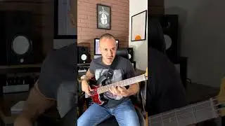 Funky BASS LICK #15 (TABS In The Description)