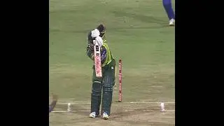 Bhuvneshwar Kumar Greatest Set Up Vs Umar Akmal - Analysis