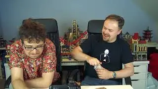 Advent Calendars 2019 Day 22 | Ashens & Nerdcubed
