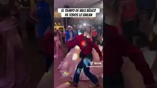 Quinseañera que se respeta ahora baila #tiempodevals #belica #elgalloyeldiablo