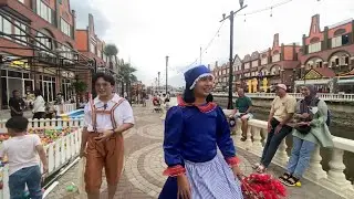 NGAKAK PAKAI BAJU EROPA | Gak Kuat!