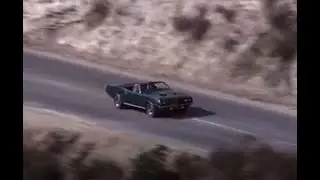 Mannix - '71 `Cuda vs. '71 Roadrunner (