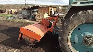 Работаем почвофрезой на МТЗ 82.