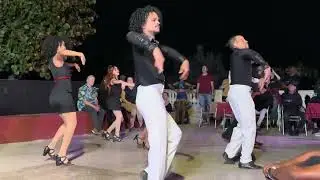 Spectacle de Son cubain au Club 1830 à La Havane