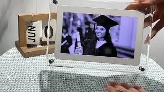 FUNTEK Clear Acrylic Digital Photo Video Frame with 5/7/10 inch IPS Screen