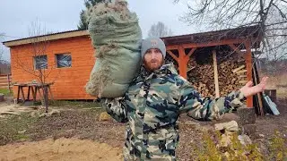 ВОРУЮТ КОНТЕНТ запенили щели между пеноблоком и бревном