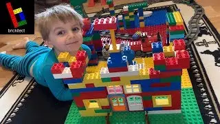 WE STARTED BUILDING DUPLO WORLD!