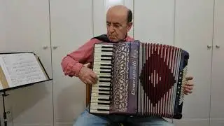 Cucurrucucú, paloma. Acordeón