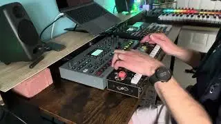 Ambient octatrack jam, with SP404 and Chompi
