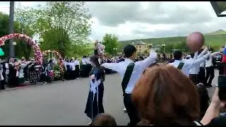 Последний звонок в Джагинской школе Малокарачаевского района, КЧР, 23.05.2023 г.