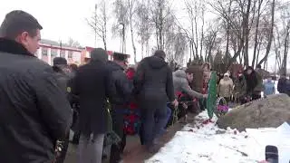 Возложение цветов к памятнику воинам - интернационалистам