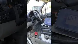 Прописываем дополнительный ключ на Mercedes Sprinter
