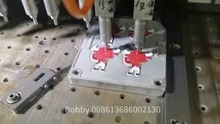 Máquina para fabricar llaveros de plastisol 3D