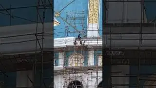 ИНДИЙСКИЕ СТРОИТЕЛИ 