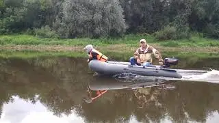 Лодка ПВХ Пеликан 270Т + мотор Меркури 3.3 силы.
