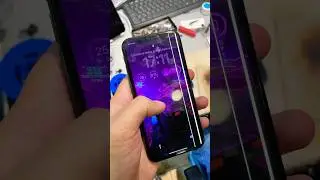 Неоновий iPhone X 