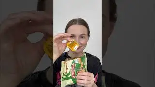Снова сухарики с соусом 