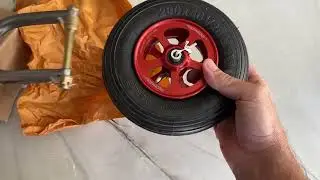 Beringer wheel for a Van's RV-8 with a Doug Bell fork.