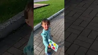 На детские площадки уже не ходим?! 🧐