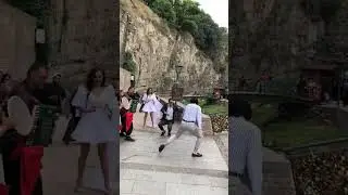 Армянин и грузин танцуют ❤️