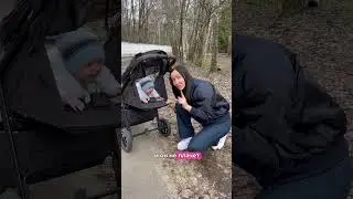 Малыш плачет в коляске #shorts #ребенок #коляска