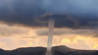 Tornado in Pacific Ocean !