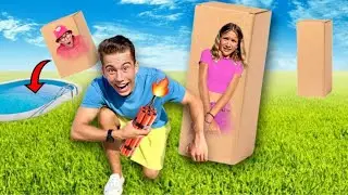 Escondite EXTREMO en CAJAS DE CARTÓN