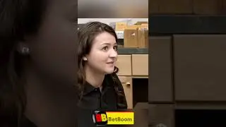Стажерка в ломбарде 