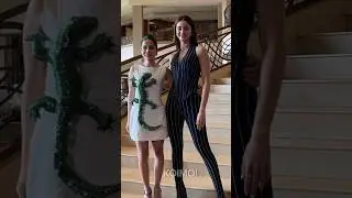 Uorfi Javed & Ananya Panday pose together!😍# #ananyapanday #koimoi