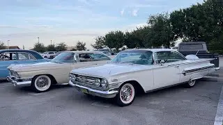 Autos clásicos bajo las estrellas! Evento de carros clásicos de los años 1950 - Viernes Junio 16