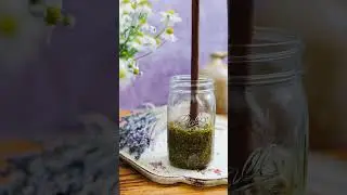 How to Make Herbal Body Oil for Bedtime