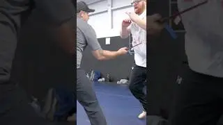 Not getting cut defending against a blade - is it possible? #blade #knife #selfdefense #fight