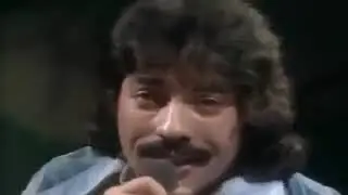 Tony Orlando & Dawn   Tie a Yellow Ribbon Round the Ole Oak Tree