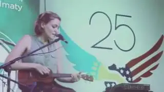 Казахи шокированы. Американка шикарно спела казахскую песню
