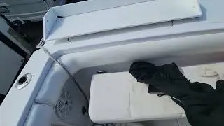 Лодка утонула на прицепе!!