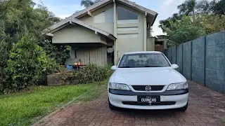 Chevrolet Vectra GLS 2.2 MPFi 1999 Branco Mahler - sonho de consumo da classe média na sua época 