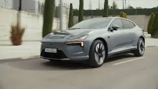 Polestar 4 in Storm with Pro Pack running footage