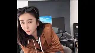 ASIAN GIRL SPITTING PHLEGM IN DUSTBIN 4X