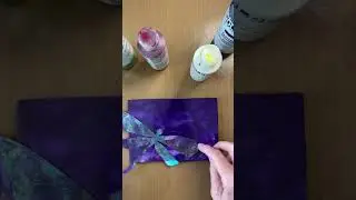 Gelli Print Dragonfly Art  #gelliprinting #gelliplateprintingtechniques #usingfoundobjects