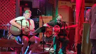 Open mic Mine Oyster 8.9.23