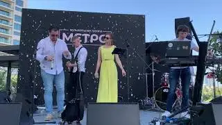 А.Староверов и группа Метро - Самый лучший день (cover) 01.01.2021, Dubai